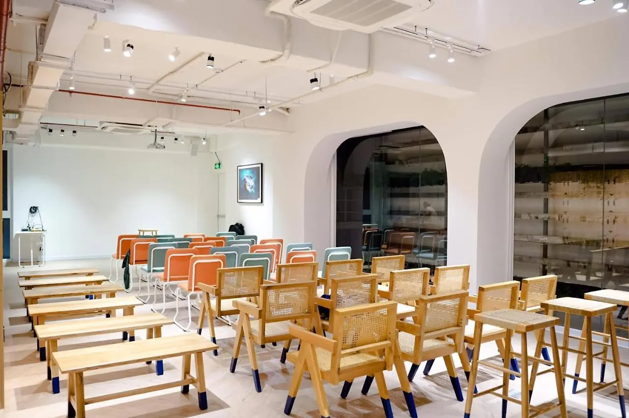 Meander Saigon Hotel Ho Chi Minh City 2*,