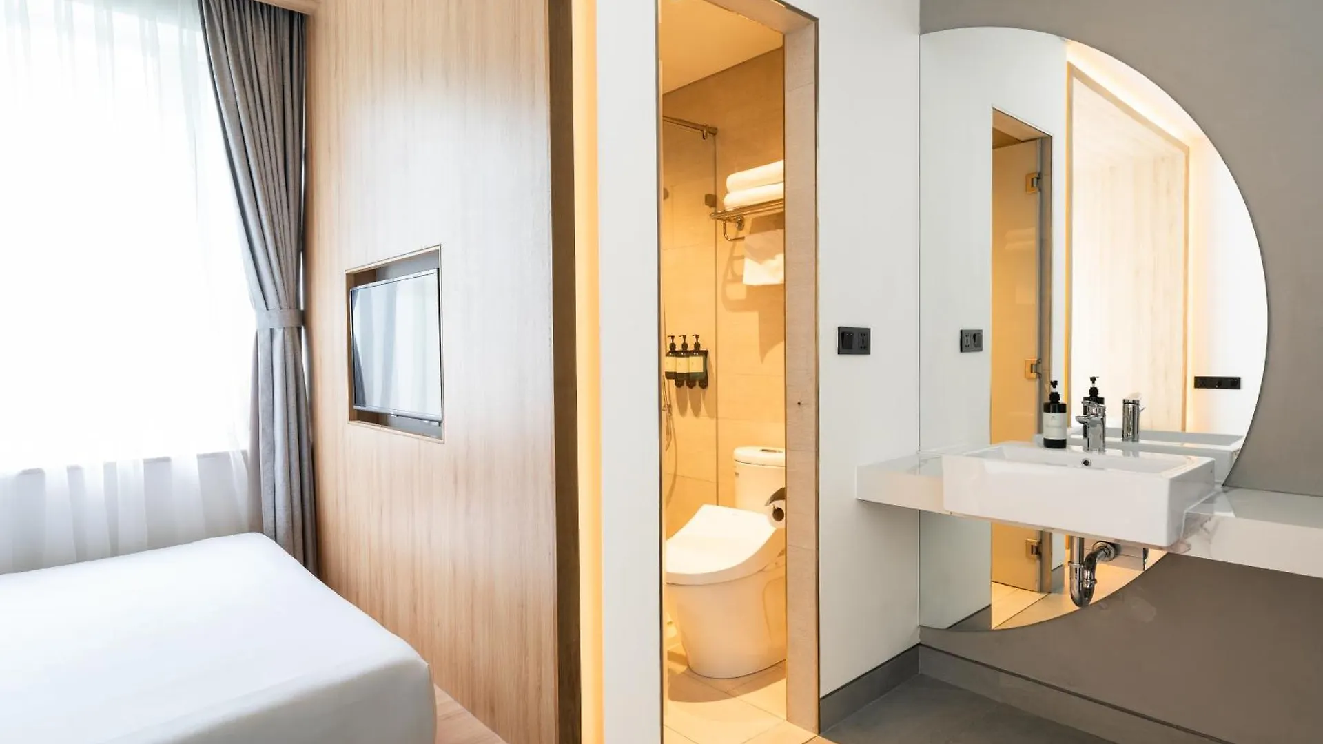 **  Meander Saigon Hotel Ho Chi Minh City Vietnam